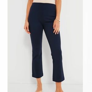 Navy Ponte Ashford Pants
TUCKERNUCK